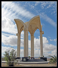 120120